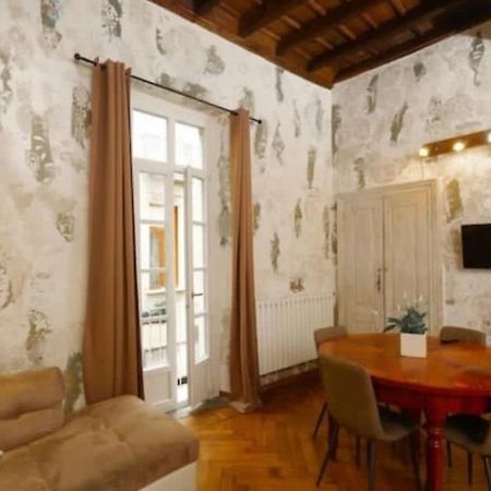Elegante Appartamento Nel Cuore Di Torino Turim Exterior foto