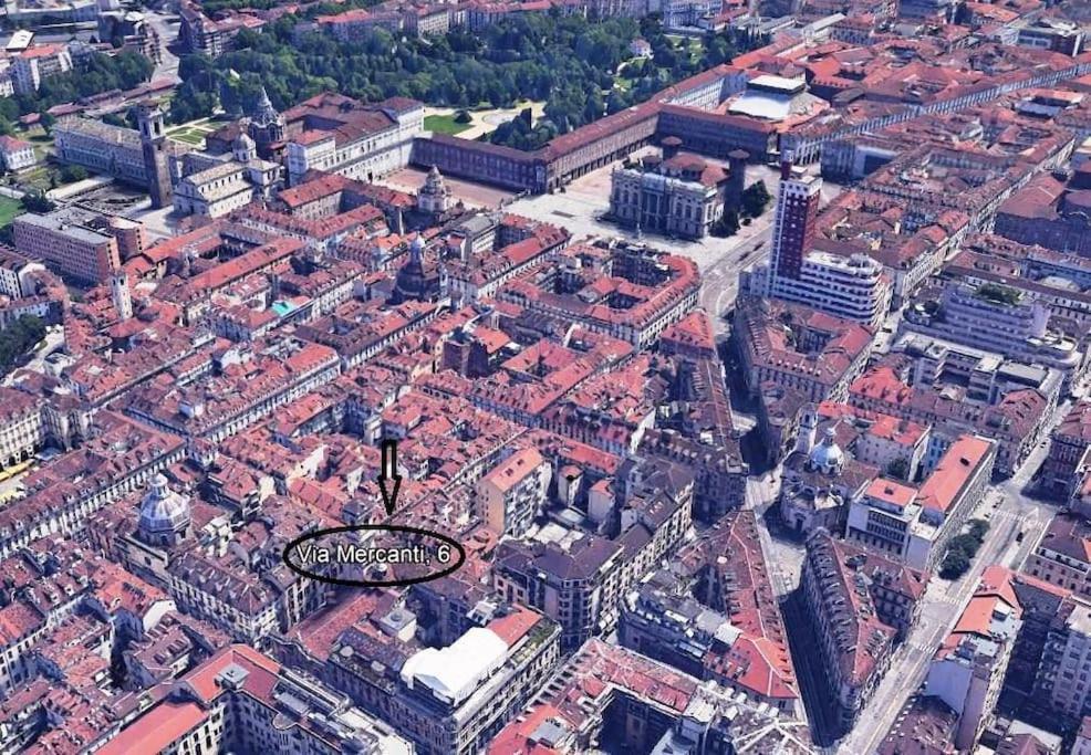 Elegante Appartamento Nel Cuore Di Torino Turim Exterior foto